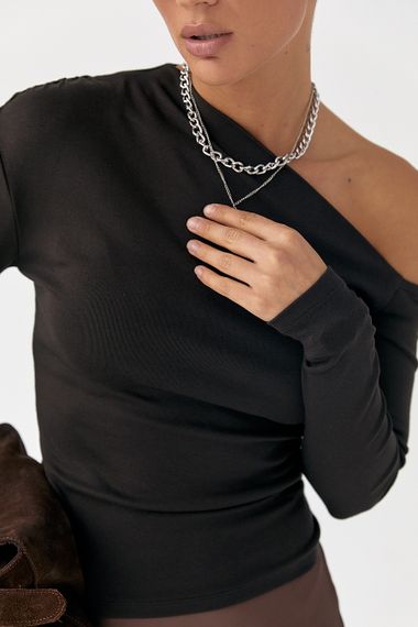 Обтягуючий лонгслів з відкритим плечем - темно-коричневий цвет, S (є розміри) | Зображення 3