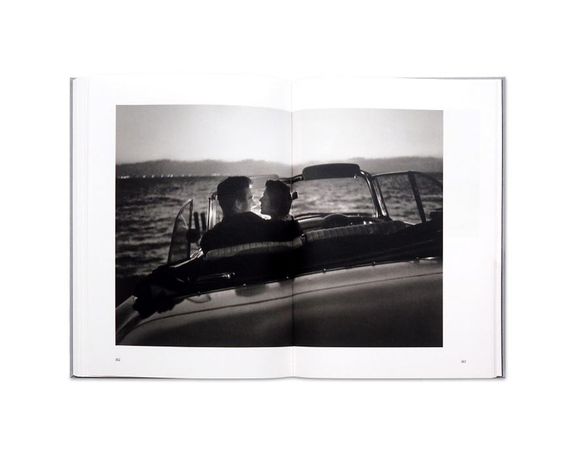 Альбоми відомих фотографів подарункова книга з фотографії Елліотта Ервітта Elliott Erwitt "Found Not Lost" | Зображення 4