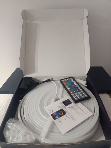 Гибкая светодиодная неоновая лента RGB 15 м с синхронизацией музыки (12-24 V), пульт | Зображення 5