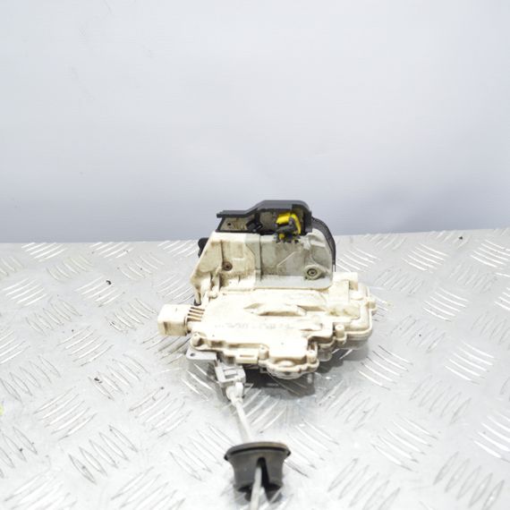 Замок задньої правої двері Audi A4 B7 2004-2008 Замок двері задній правий Ауді а4 б7 8E0839016AA | Зображення 2