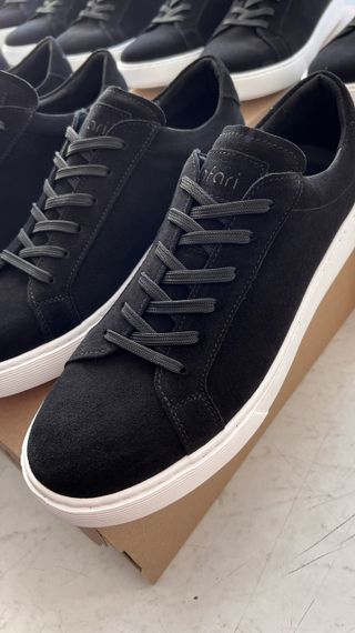 Стильні замшеві чорні кеди 42 розмір | Зображення 3