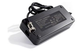 Швидкісний зарядний пристрій 54.6V 4.5A Fast Charger для електровелосипеда GT-2000 Li-ion