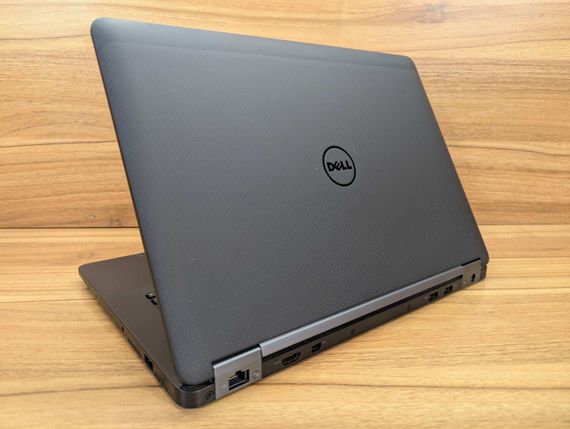 Ультрабук Dell Latitude E7470 / 14" (2560x1440) IPS Touch / Intel Core i5-6300U (2 (4) ядра по 2.4 - 3.0 GHz) / 8 GB DDR4 / 256 GB SSD / Intel HD Graphics 520 / WebCam / HDMI / Windows 10 б/у + Подарок Флэш-накопитель USB 32 GB | Зображення 6