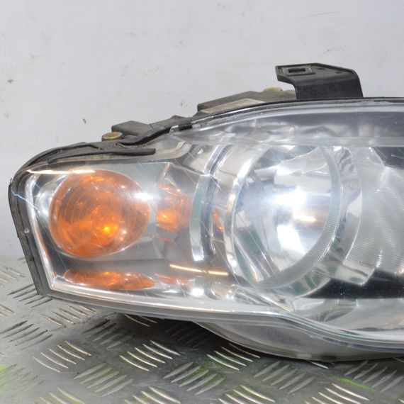 Фара передня права Audi A4 B7 2004-2008 жовтий поворот Ауді а4 б7 8E0941004AJ | Зображення 1