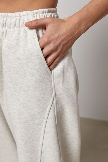 Однотонні спортивні штани із затяжками - світло-сірий цвет, ONE SIZE (є розміри) | Зображення 3