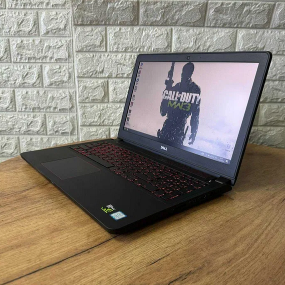Ноутбук Dell Inspiron 5577 15.6" FHD i5 7300HQ 16Gb SSD 512Gb GTX 1050 Б/В | Зображення 4