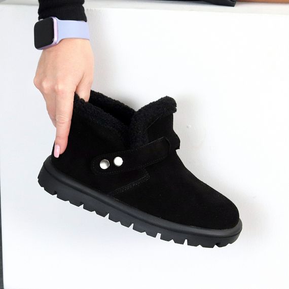 Люксові низькі чорні замшеві зимові черевики на кнопках 40