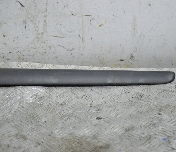 Молдинг передніх правих дверей Peugeot 207 2006-2012 Накладка дверей передня права Пежо 207 9680147877 | Зображення 2