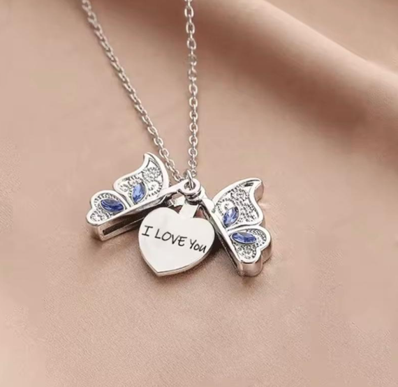 Підвіска з метеликом з сердечком love з камінцями, кулон, кольє, підвіска сердечко, підвіска метелик, підвіска з камінчиками | Зображення 3