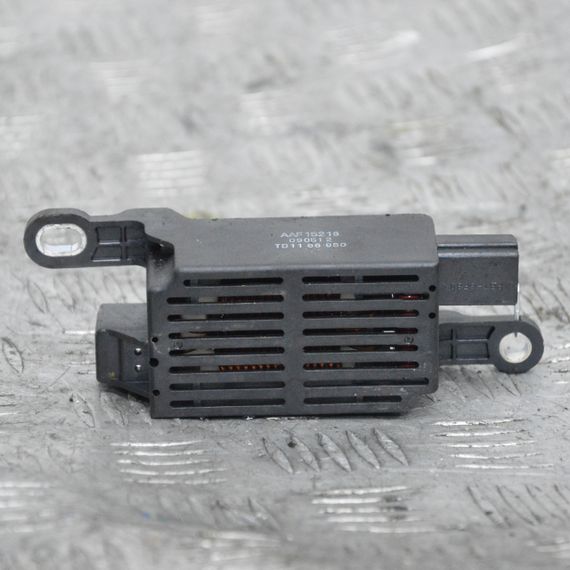 Фільтр шуму магнітоли Mazda 6 GH 2007-2013 Фільтр шуму радіо Мазда 6 AAF15218 TD1166950 090512 | Зображення 1