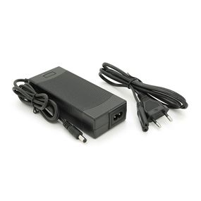 Зарядний пристрій LiitoKala Lii-546200 для Li-Ion акумуляторів 54.6V 2A, роз'єм 5.5*2.5 мм.