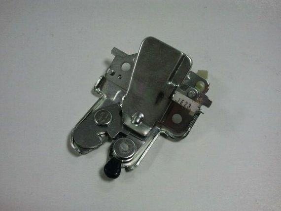 Замок кришки багажника Lanos, "GM" (96214300) седан