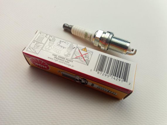 Свічка запалювання NGK ZFR6F-11/4291 Aveo T300/Cruze (25193473) | Зображення 1