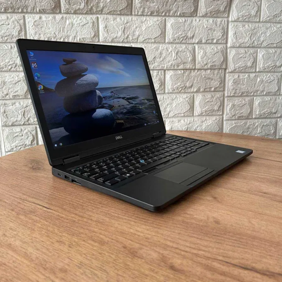 Ноутбук Dell Latitude 5590 15,6" FHD IPS i7 8650U 8Gb SSD 256Gb  Б/В | Зображення 6