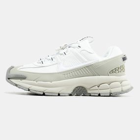 Кросівки Air Zoom Vomero Roam весна / літо / осінь 2367 37 23.5 см