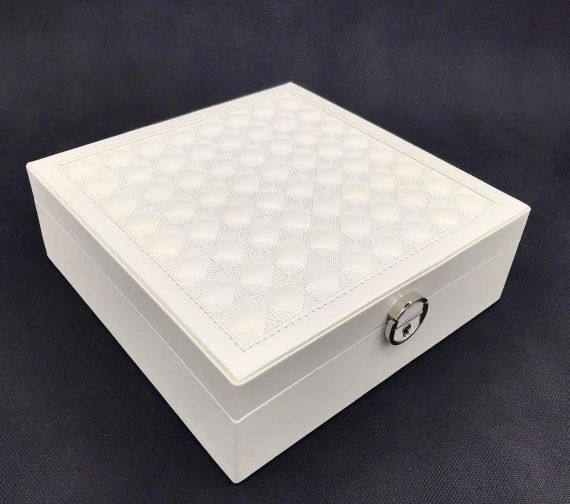 Скринька для прикрас стьобана з великим дзеркалом, що відкидається, маленька скринька всередині колір слонова кістка | Зображення 2