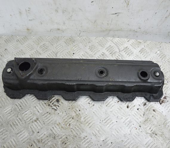 Кришка клапанів 2.4 D Volkswagen Transporter 1990-2003 Клапанна кришка Фольксваген Транспортер т4