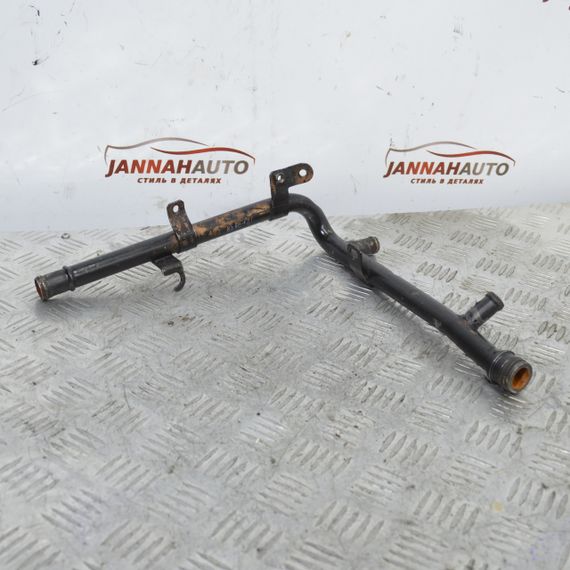 Трубка системи охолодження 1.9 2.0 TDI Volkswagen Passat B6 патрубок води трубопровід Фольксваген 03G121065AA