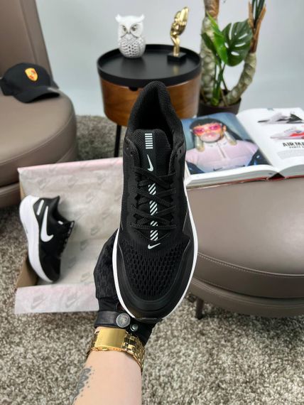 Чоловічі кросівки Air Zoom Winflo 8 Shield Black White весна / лето / осень A3639 | Зображення 4