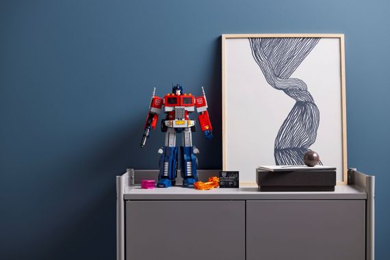 Конструктор LEGO Icons Оптимус Прайм 10302 | Зображення 3