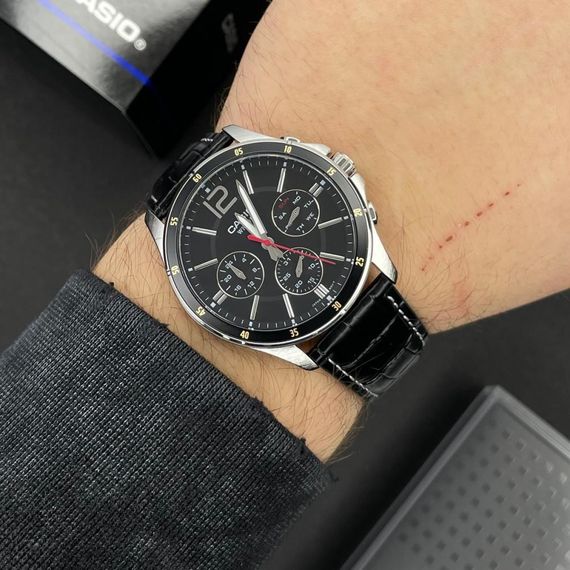 Чоловічий годинник Casio MTP-1374L-1A | Зображення 1