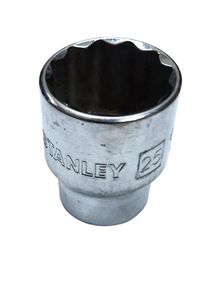 Головка торцева 1/2"  12-гр. 25мм Stanley