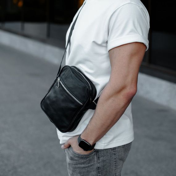 Практична сумка-месенджер, Легка сумка-месенджер, Сумка чоловіча чорна вертикальна щоденна AP-44 | Зображення 3