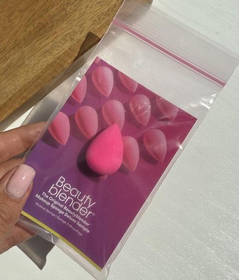 Міні спонж beautyblender original iconic pink beautyblender | Зображення 1
