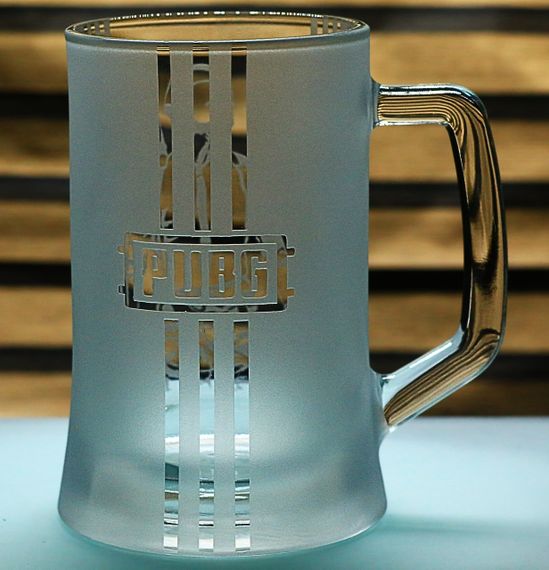 Пивний келих 670 мл PUBG з гравіюванням подарунок для геймера фаната ПАБГ ігровий кухоль для пива | Зображення 3