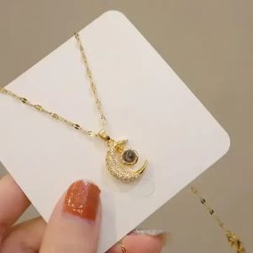 Кулон луна з проекцією I love You Я тебе люблю 100 мовами світу Золотий