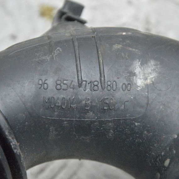 Патрубок повітряного фільтра 1.4 / 1.6 VTI Peugeot 207 2006-2012 Повітряний патрубок Пежо 207 9685471880 | Зображення 2