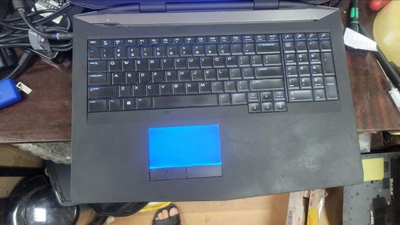 Ноутбук  Dell Alienware 17  I7-4700MQ /16GBRAM/SSD/GTX 880m | Зображення 2
