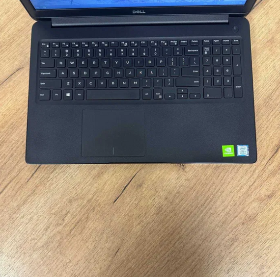Ноутбук Dell Latitude 3500 i7 8565U 8GB SSD 256GB NVidia MX 130 Б/В | Зображення 1