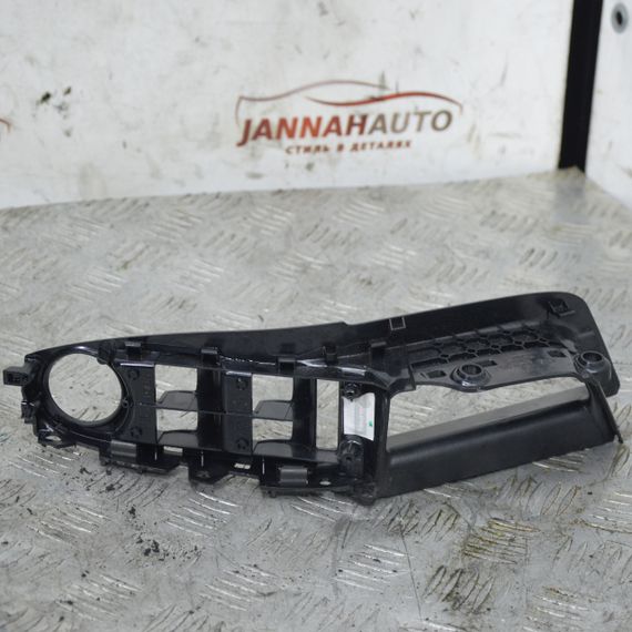 Накладка ручки двері передньої лівої Ford Fiesta VII 2012-2017 Накладка кнопок лівих дверцят Форд C1BBA240A41 | Зображення 3