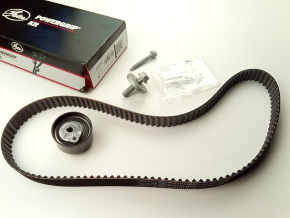 Ремінь ГРМ +ролик Logan 1.5 dCi, Gates (K015578XS) (7701477028)