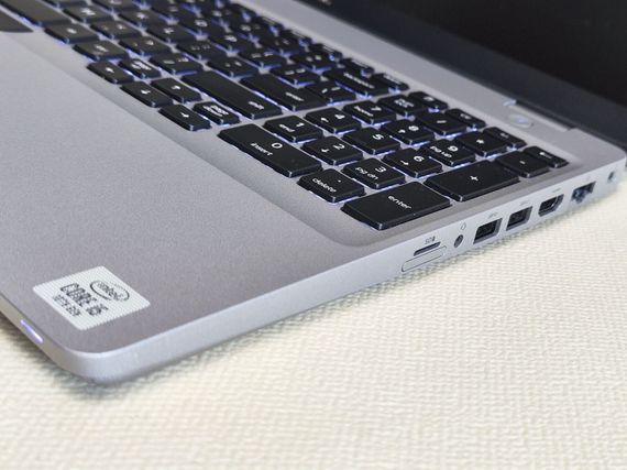 Ультрабук Dell Latitude 5510 / 15.6" (1366x768) TN / Intel Core i5-10310U (4 (8) ядра по 1.7 - 4.4 GHz) / 16 GB DDR4 / 256 GB SSD / Intel UHD Graphics / WebCam б/в | Зображення 5