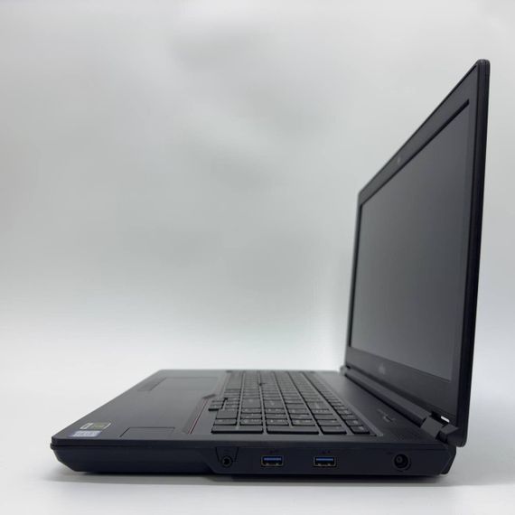 Мобильная рабочая станция Fujitsu Celsius H780 / 15.6" (1920x1080) IPS / Intel Core i7-8750H (6 (12) ядер по 2.2 - 4.1 GHz) / 16 GB DDR4 / 512 GB SSD / nVidia Quadro P600, 4 GB GDDR5, 128-bit / WebCam б/у + Подарок Мышка и коврик | Зображення 4