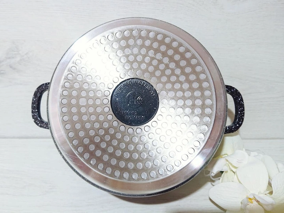 Набір посуду з мармуровим антипригарним покриттям Higher Kitchen НК-315 (Червоний, Зелений, Кава) | Зображення 2