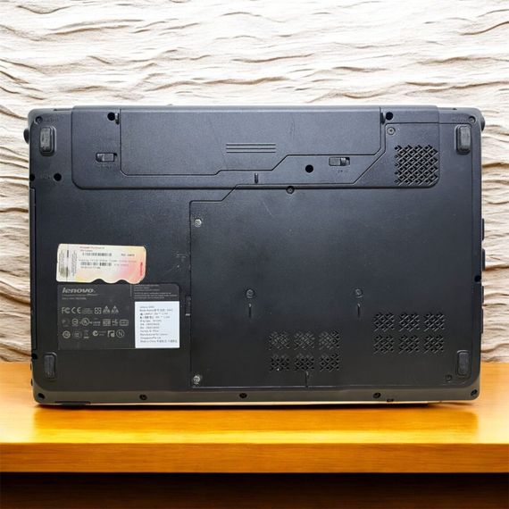 Ноутбук Lenovo G560 / 15.6" (1366x768) TN / Intel Pentium P6200 (2 ядра по 2.13 GHz) / 8 GB DDR3 / 120 GB SSD / Intel HD Graphics / WebCam б/у | Зображення 5