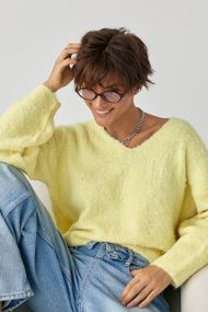В'язаний джемпер з V-подібною горловиною - жовтий цвет, ONE SIZE (є розміри)