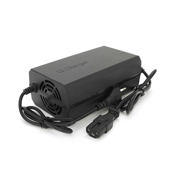 Зарядний пристрій Jinyi для літієвих акумуляторів 60V 6A, штекер 3-pin, з індикацією, DC:71,4V 6A, BOX