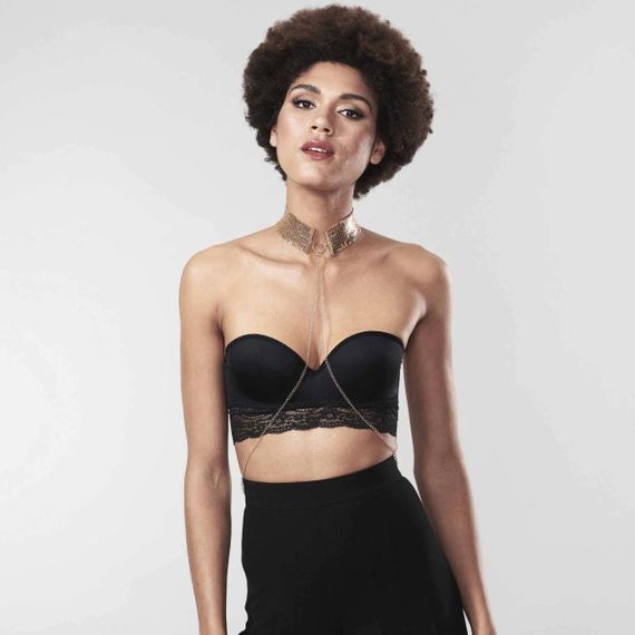 Ожерелье-ошейник с цепочкой Bijoux Indiscrets золотое, 59 см sexstyle