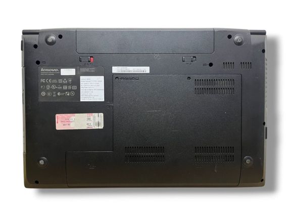 Ноутбук Lenovo B590 / 15.6" (1366x768) TN / Intel Celeron 1000M (2 ядра по 1.8 GHz) / 4 GB DDR3 / 120 GB SSD / nVidia GeForce GT 720M, 1 GB DDR3, 64-bit / WebCam б/в | Зображення 3