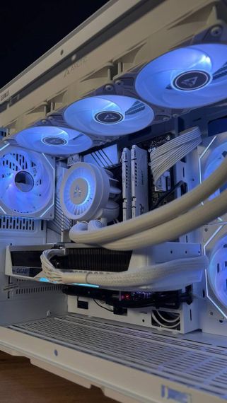 Збірка під замовлення: ігровий ПК GameMax Hype-M White Tower / Intel Core i7-14700F (20 (28) ядер по 1.5 - 5.4 GHz) / 32 GB DDR5 / 1000 GB SSD M.2 / nVidia GeForce RTX 5070, 12 GB GDDR7, 192-bit / 850W | Зображення 6