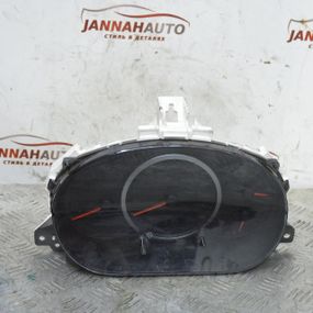 Панель приладів Mazda 5 2.0 D 2005-2010 Спідометр щиток приборка Мазда 5 C23555430