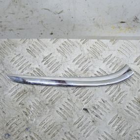 Накладка кутового скла задня права Ford Fiesta VII 2012-2017 Накладка задньої правої квартирки Форд 447272