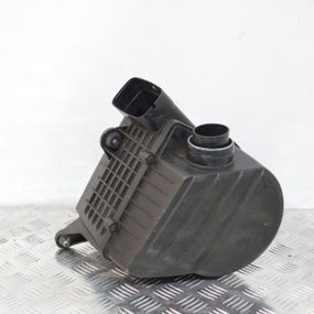 Корпус повітряного фільтра 1.2 TSI Skoda Fabia Rapid Roomster 2007-2022 Корпус фільтра повітря Шкода Фабія Рапід 6R0129607C