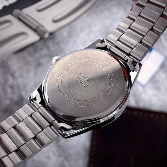 Чоловічий годинник Casio MTP-VD02D-1E | Зображення 6
