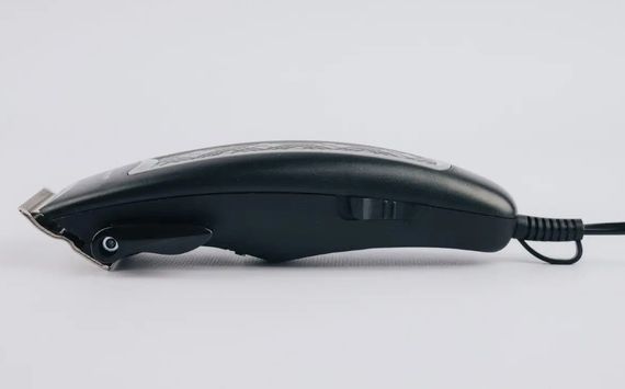Професійна дротова машинка для стрижки Grunhelm GHC930 з 4 насадками. | Зображення 3