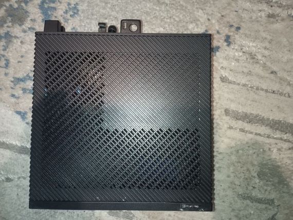 Неттоп Б-класс Dell OptiPlex 3000 Thin Client USFF / Intel Pentium Silver N6005 (4 ядра по 2.0 - 3.3 GHz) / 4 GB DDR4 / 32 GB SSD / Intel UHD Graphics / Win 10 б/у | Зображення 3